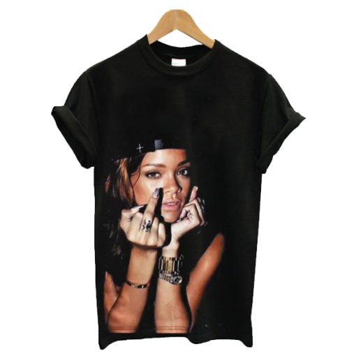 Rihanna Middle Finger t shirt FR05